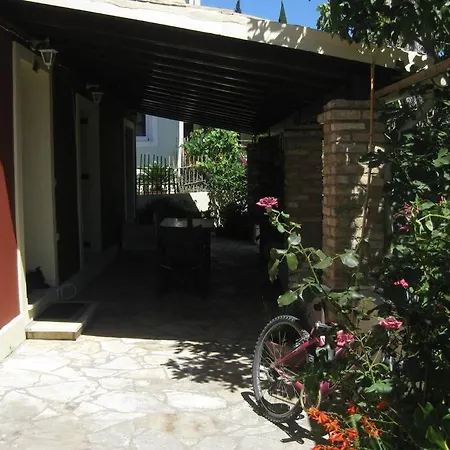 Holiday home Old In Town Alepou